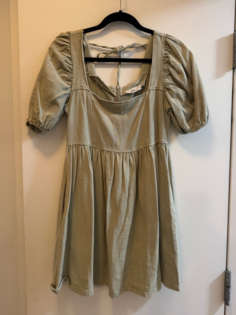 TALULAH Sage Green Puff-Sleeve Casual Dress